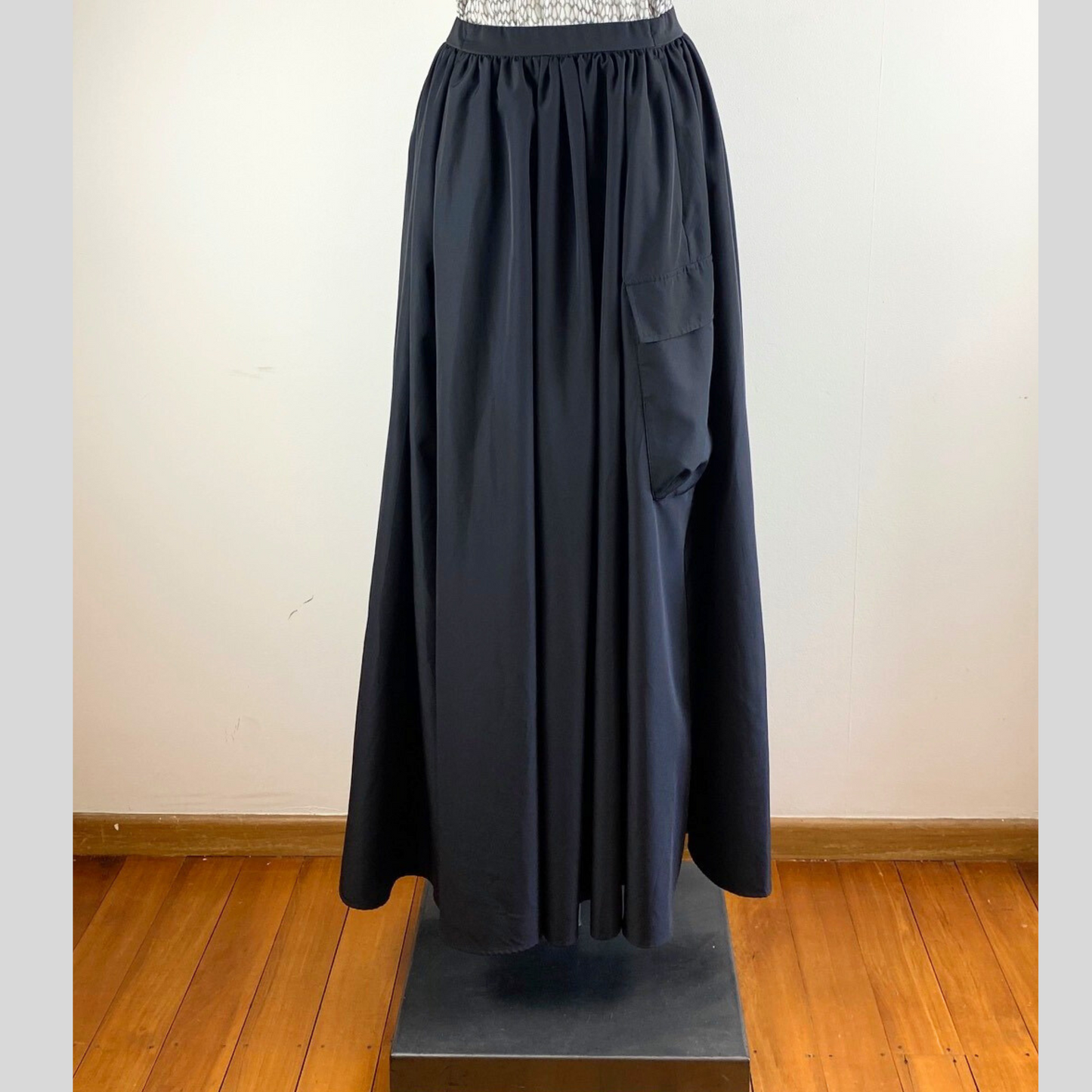 COS Skirt - 8/10