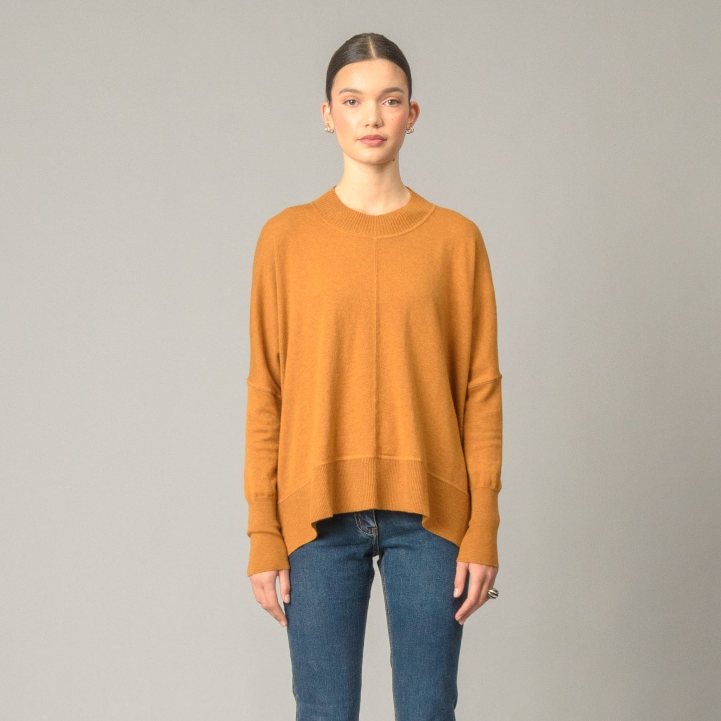 NON Boxy Sweater